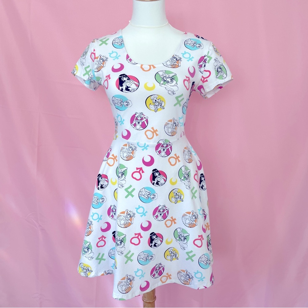 White Sailor Moon Print Dress